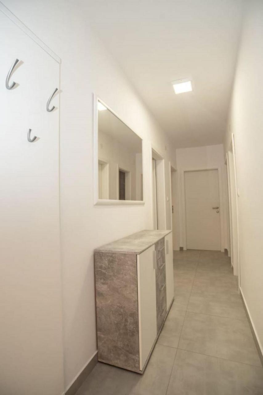 Apartments Andelko - Air Condition Башка-Вода Экстерьер фото